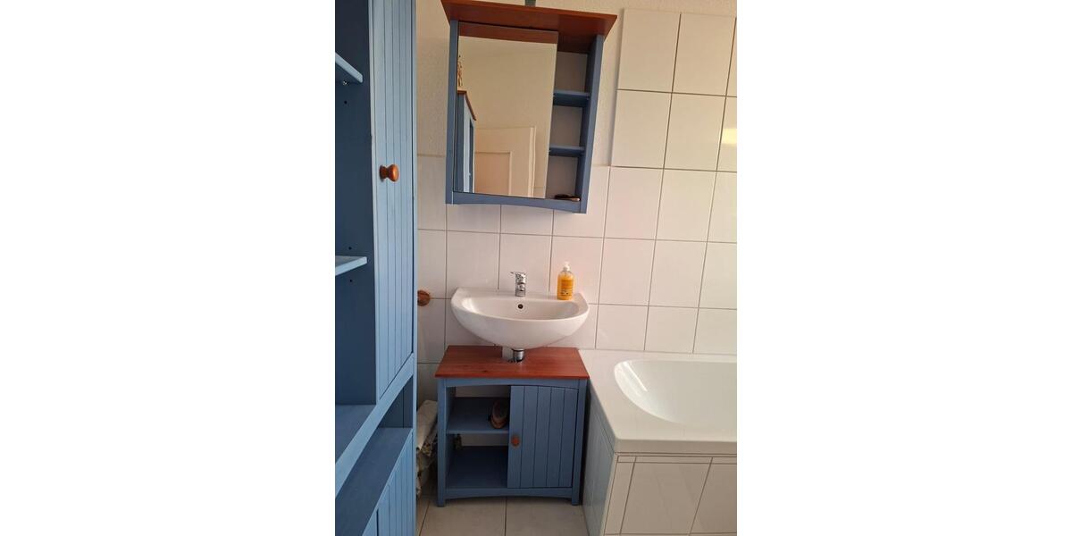 Etagenwohnung Heiligenhaus - 4 Zimmer, 150 m&sup2;, 900&euro; | Angebot:25048275