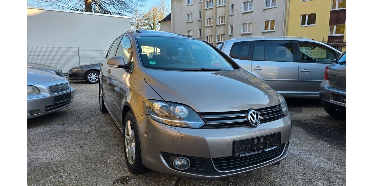VW Golf 163.000 km 8.600 &euro; Essen 45144