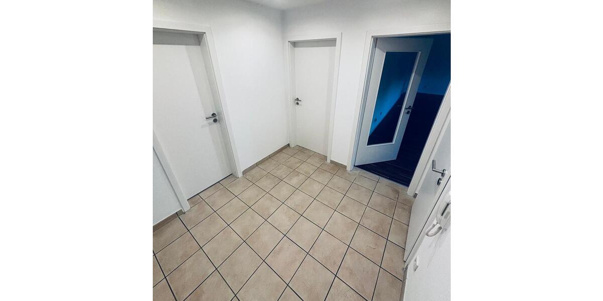 Dachgeschoßwohnung Gladbeck - 3.5 Zimmer, 95 m&sup2;, 665&euro; | Angebot:25932226