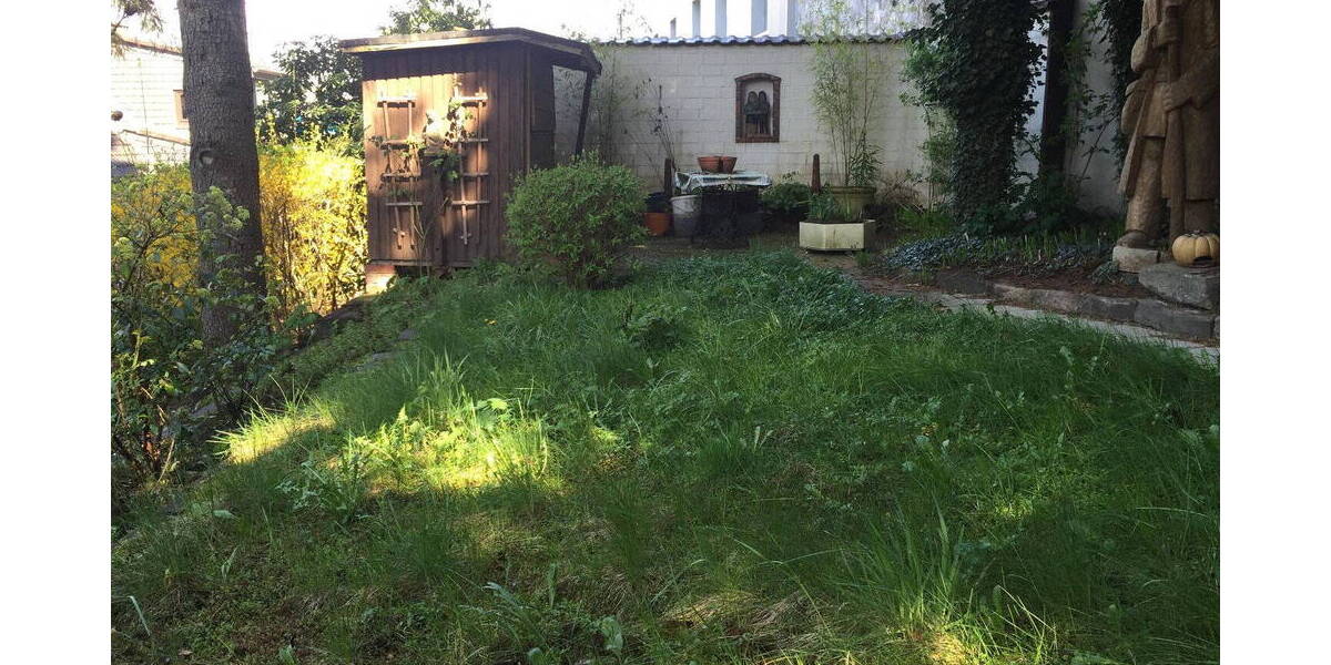 Einfamilienhaus Essen Bergerhausen - 8 Zimmer, 180 m&sup2;, 440.000&euro; | Angebot:26583846