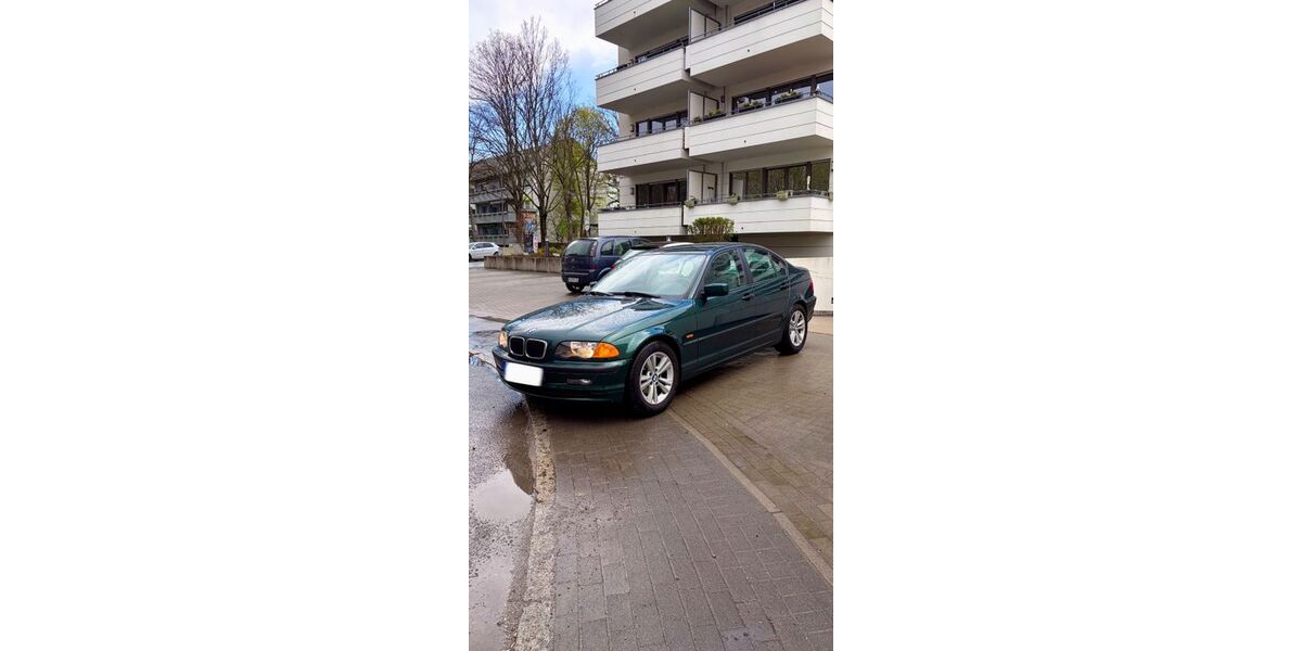 BMW 318 69.500 km 4.490 &euro; Bochum 44809