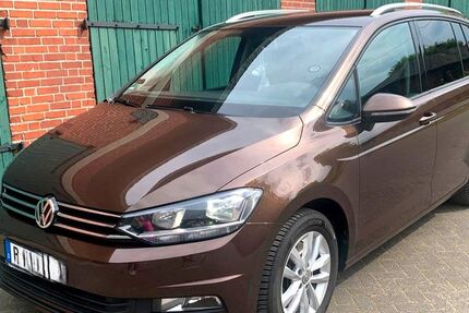 VW Touran 83.040 km 18.300 &euro; Bottrop 46244