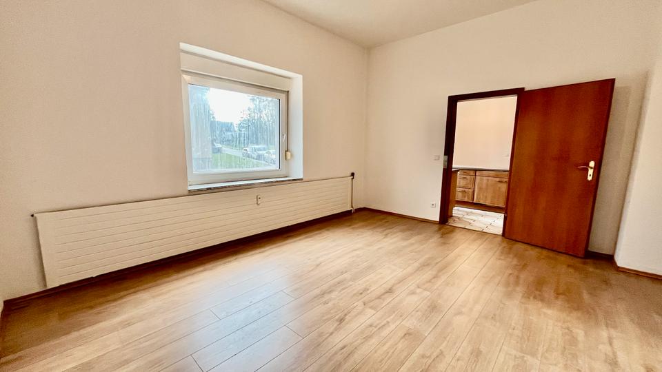 Erdgeschoßwohnung Bochum Bochum-Mitte - 2.5 Zimmer, 70 m&sup2;, 595&euro; | Angebot:25406290