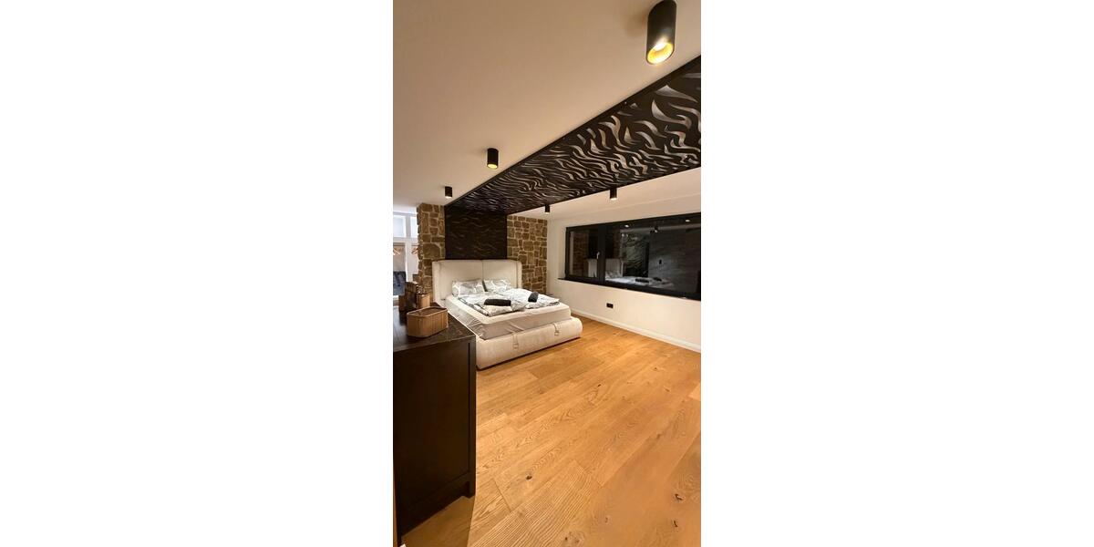 Villa Essen Stadtbezirk IX - 6 Zimmer, 307 m&sup2;, 400&euro; | Angebot:25926286