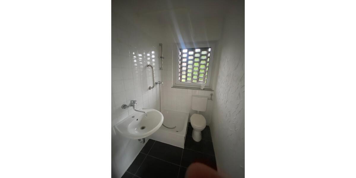 Etagenwohnung Dortmund Brackel - 1 Zimmer, 30 m&sup2;, 350&euro; | Angebot:25923028