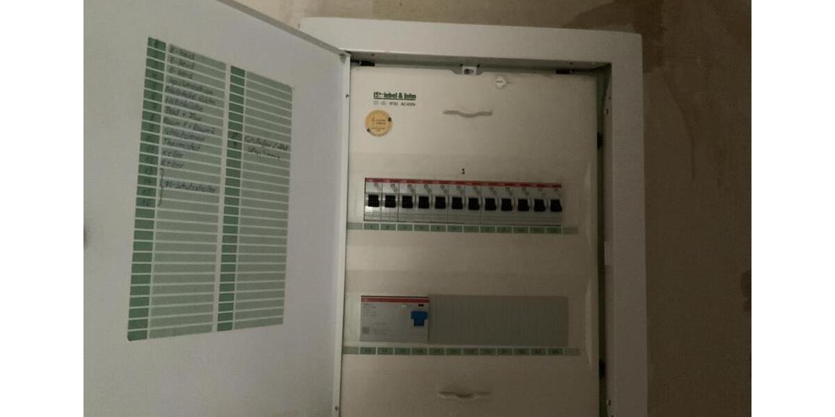 Etagenwohnung Gelsenkirchen Erle - 3.5 Zimmer, 81 m&sup2;, 649&euro; | Angebot:18343290