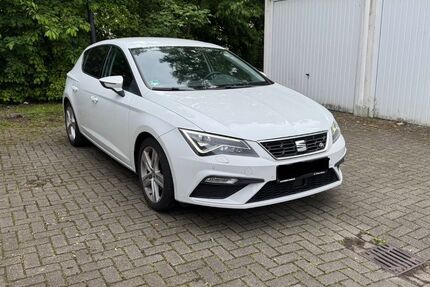 Seat Leon 90.000 km 14.899 &euro; Essen 45327