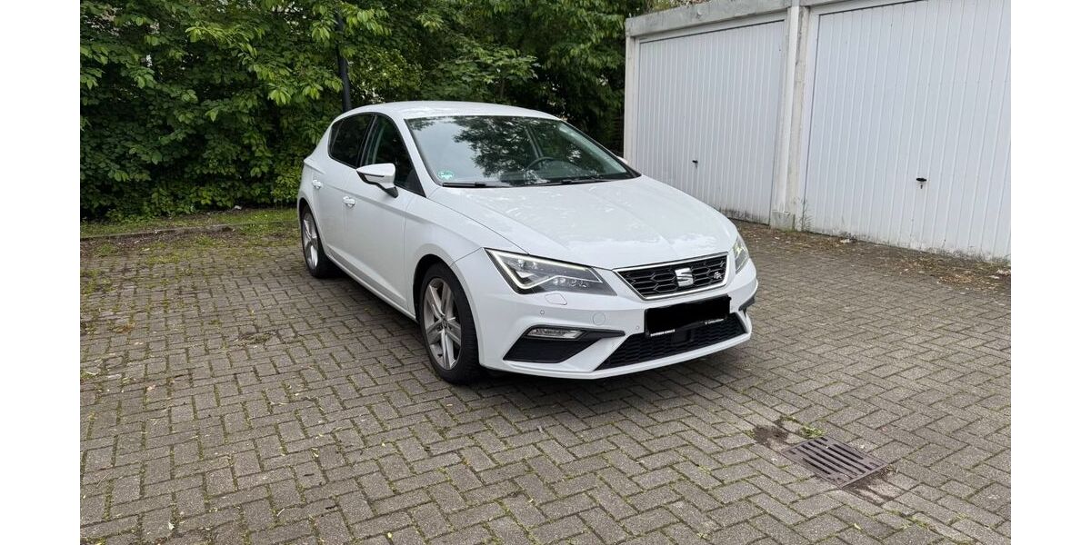 Seat Leon 90.000 km 14.899 &euro; Essen 45327
