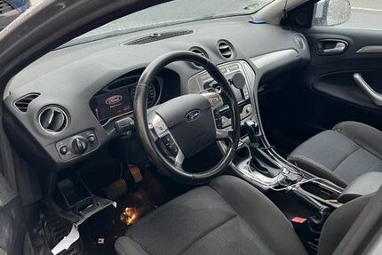 Ford Mondeo 286.000 km 1.899 &euro; Herten 45699