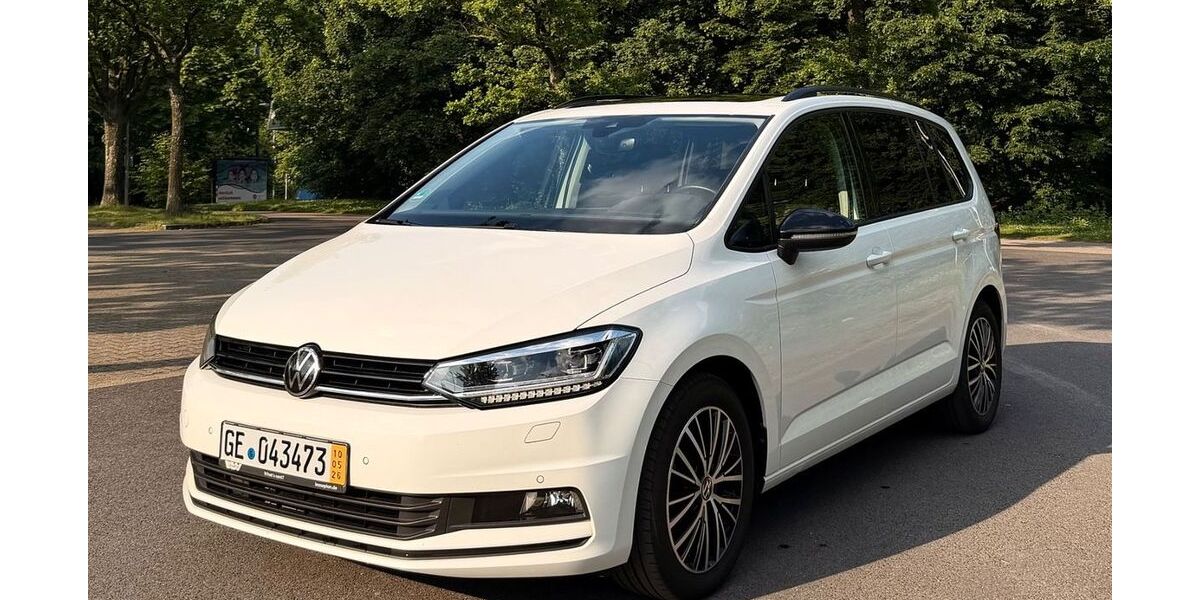 VW Touran 159.902 km 19.450 &euro; Herne 44651