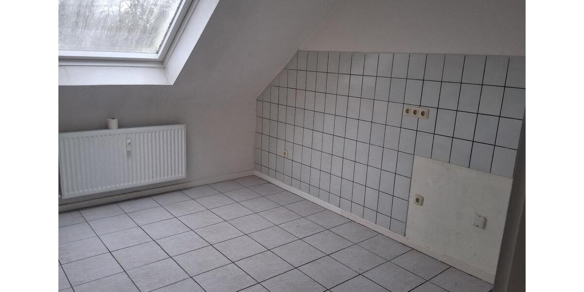 Dachgeschoßwohnung Bochum Bochum-Ost - 2 Zimmer, 53 m&sup2;, 400&euro; | Angebot:24381333