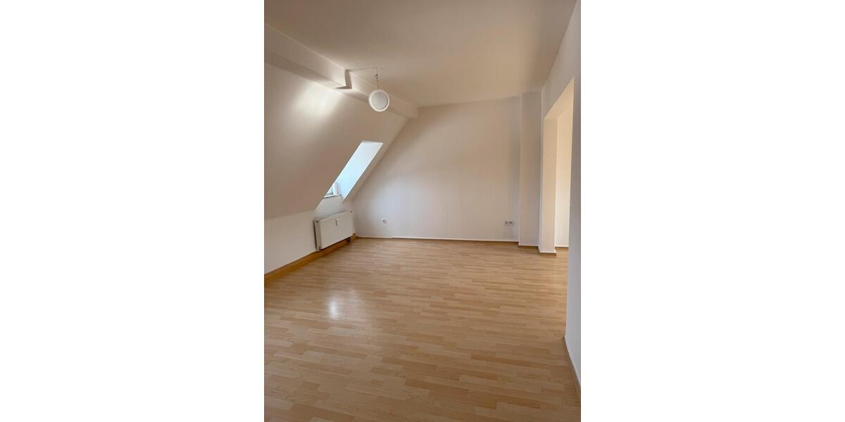 Dachgeschoßwohnung Dortmund Brackel - 3 Zimmer, 77 m&sup2;, 880&euro; | Angebot:26337597