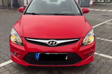 Hyundai i30 99.000 km 4.490 &euro; Bochum 44866