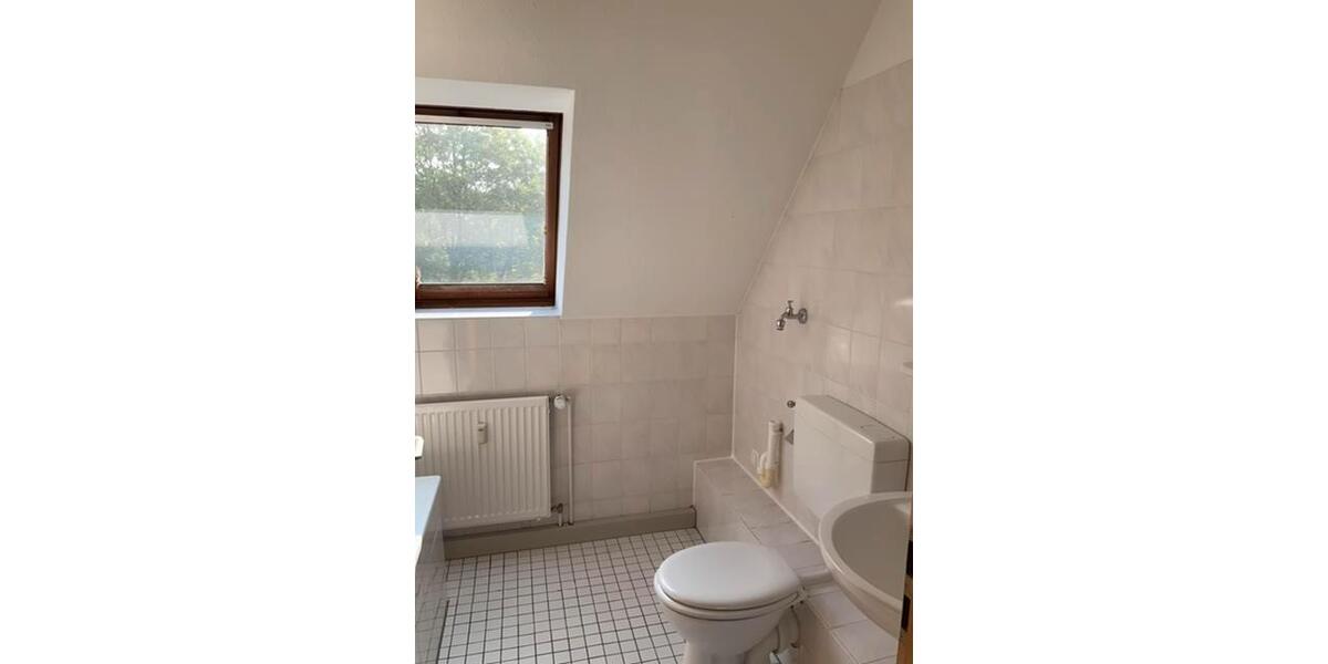 Dachgeschoßwohnung Herne Wanne - 2 Zimmer, 67 m&sup2;, 424&euro; | Angebot:22511290