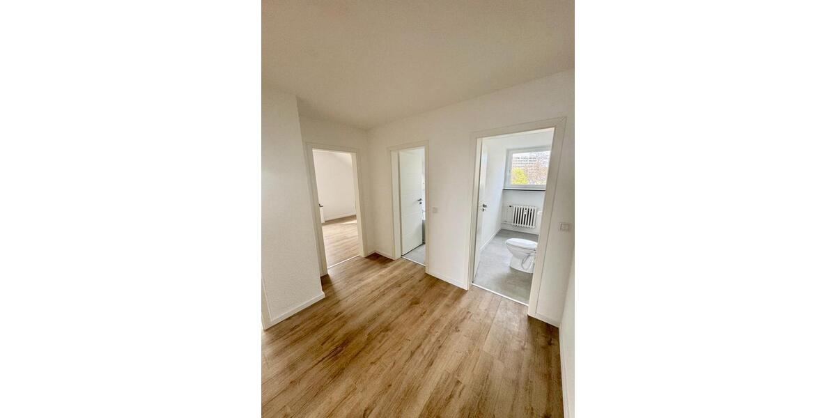 Dachgeschoßwohnung Oberhausen Alstaden - 2 Zimmer, 58 m&sup2;, 550&euro; | Angebot:25871624