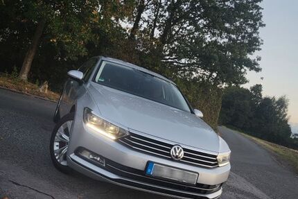 VW Passat Variant 215.000 km 10.999 &euro; Selm 59379
