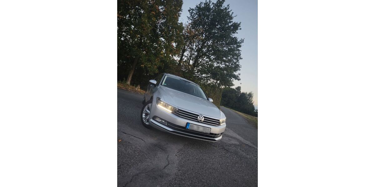 VW Passat Variant 215.000 km 10.999 &euro; Selm 59379
