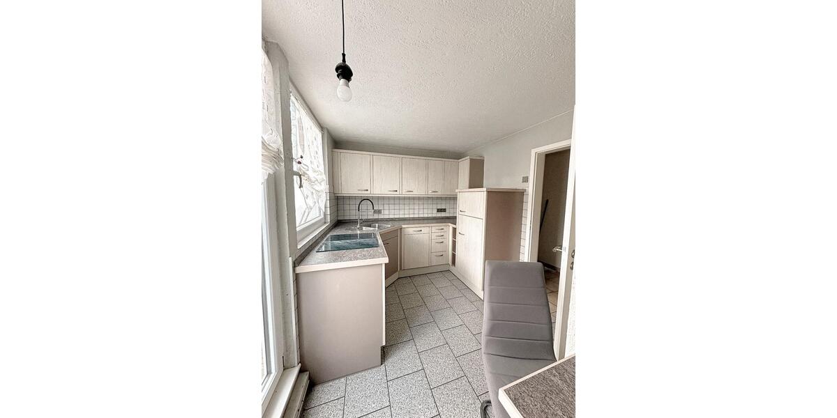 Dachgeschoßwohnung Oberhausen - 2.5 Zimmer, 77 m&sup2;, 790&euro; | Angebot:25790449