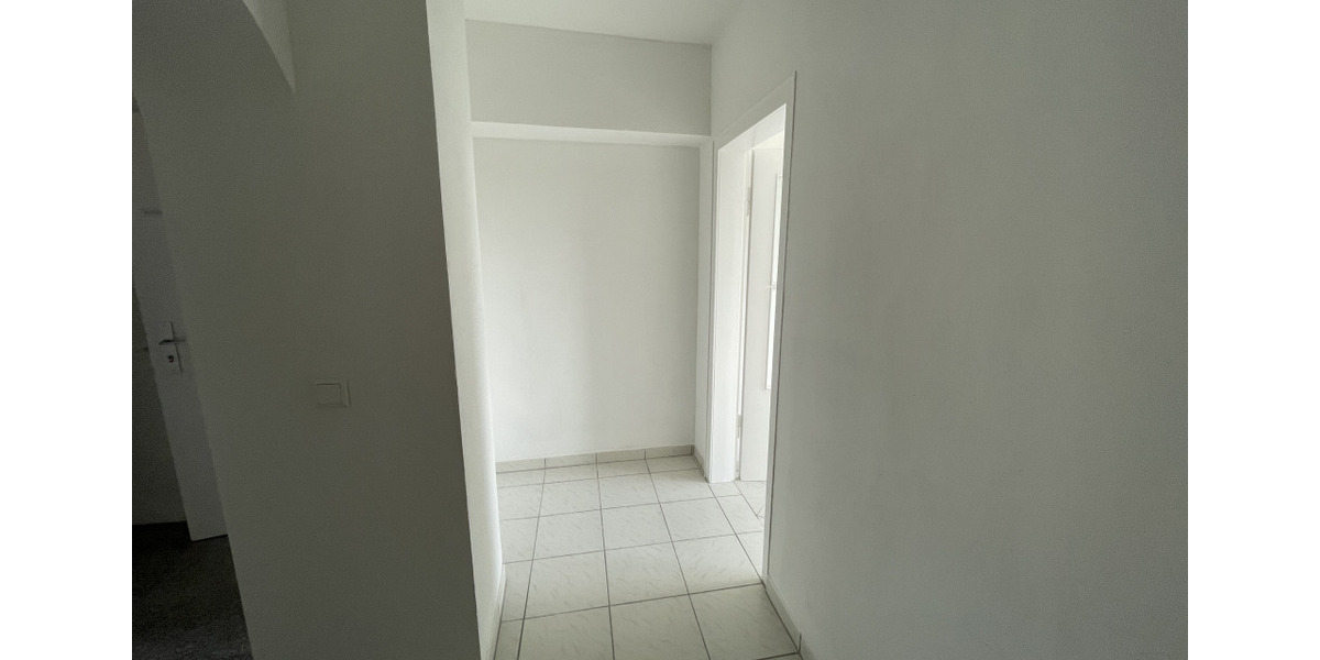 Etagenwohnung Gelsenkirchen Rotthausen - 3 Zimmer, 81 m&sup2;, 570&euro; | Angebot:25798810