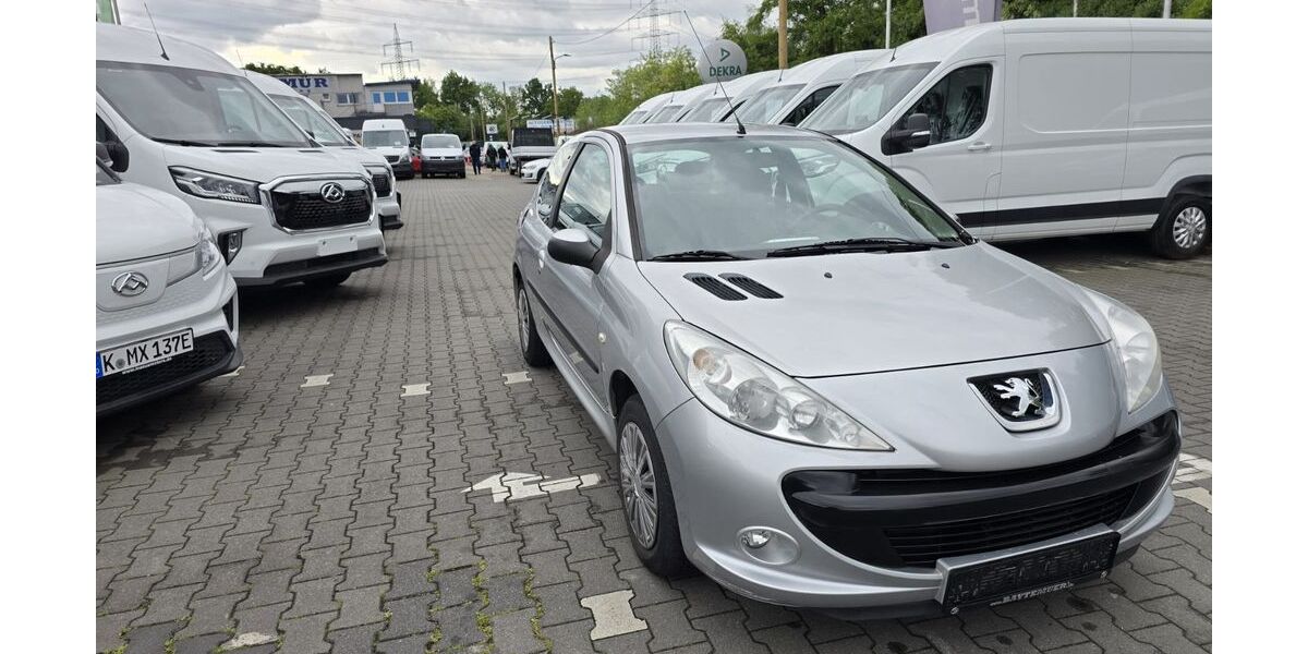 Peugeot 206 115.000 km 2.890 &euro; Bottrop 46238