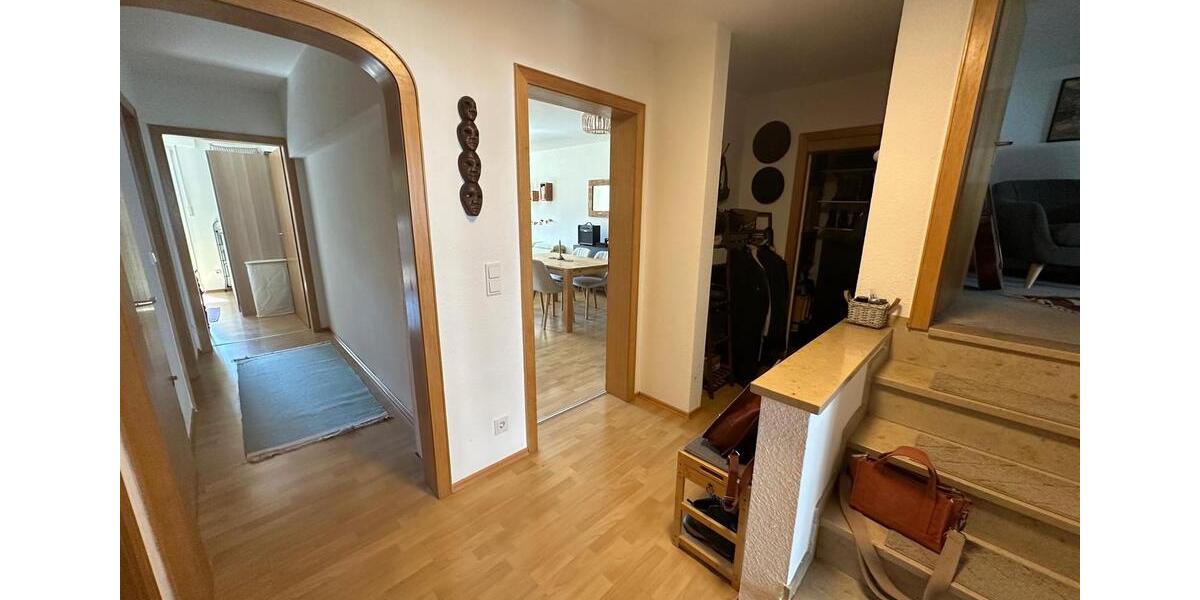 Hochparterre Essen Stadtbezirk II - 3 Zimmer, 72 m&sup2;, 630&euro; | Angebot:25853042