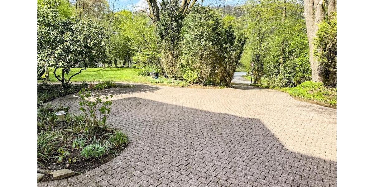 Hochparterre Hagen Hagen-Mitte - 3.5 Zimmer, 126 m&sup2;, 230.000&euro; | Angebot:26698287