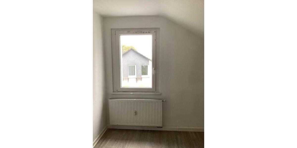 Dachgeschoßwohnung Essen Stadtbezirk IV - 3 Zimmer, 52 m&sup2;, 523&euro; | Angebot:22955580