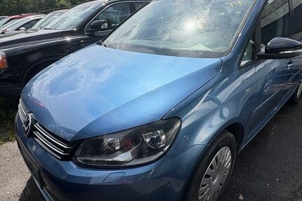 VW Touran 233.000 km 4.799 &euro; Bottrop 46238