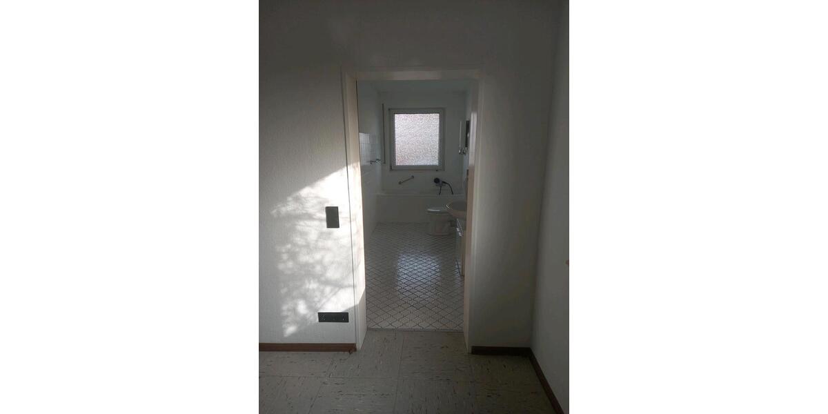 Etagenwohnung Dortmund Hombruch - 2 Zimmer, 67 m&sup2;, 500&euro; | Angebot:25391611