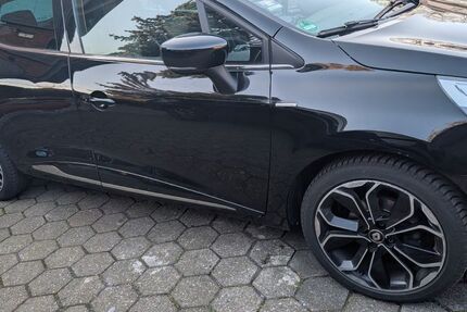 Renault Clio 78.000 km 8.599 &euro; Herne 44652