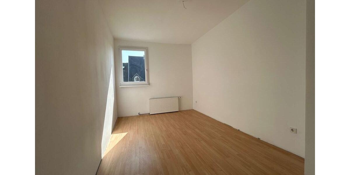 Etagenwohnung Dortmund Innenstadt West - 4 Zimmer, 90 m&sup2;, 1.200&euro; | Angebot:25974850