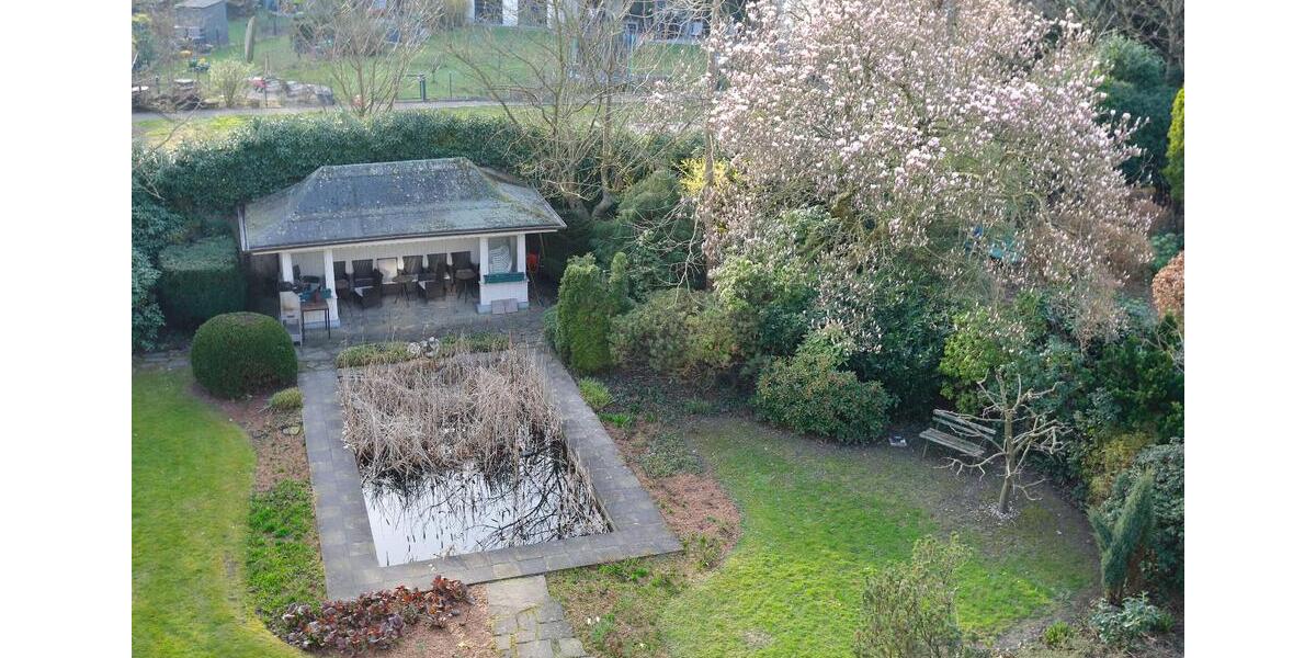 Etagenwohnung Bochum Wiemelhausen - 2 Zimmer, 100 m&sup2;, 1.300&euro; | Angebot:26184261