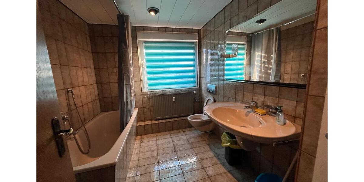 Dachgeschoßwohnung Bochum Bochum-Mitte - 1 Zimmer, 20 m&sup2;, 385&euro; | Angebot:26005012