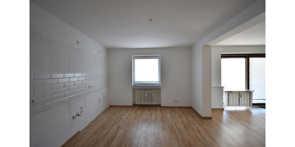 Etagenwohnung Essen Stadtbezirk VI - 4 Zimmer, 145 m&sup2;, 1.550&euro; | Angebot:22040281