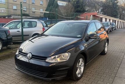 VW Golf 76.000 km 11.000 &euro; Essen 45143