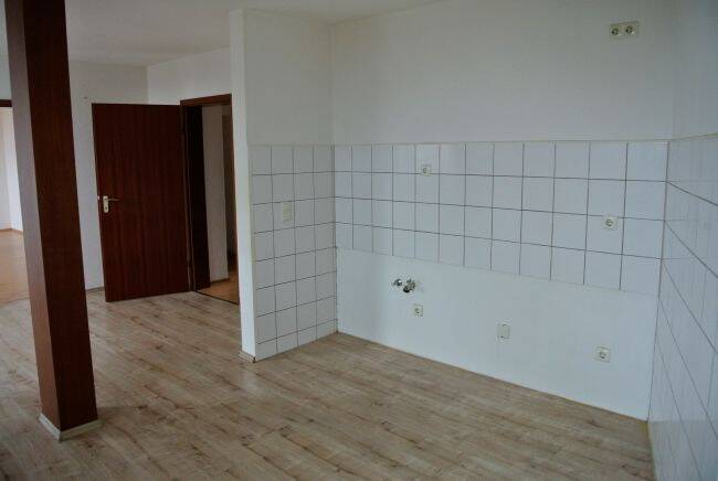 Etagenwohnung Mülheim an der Ruhr Mitte-Ost - 3 Zimmer, 98 m&sup2;, 650&euro; | Angebot:25998722