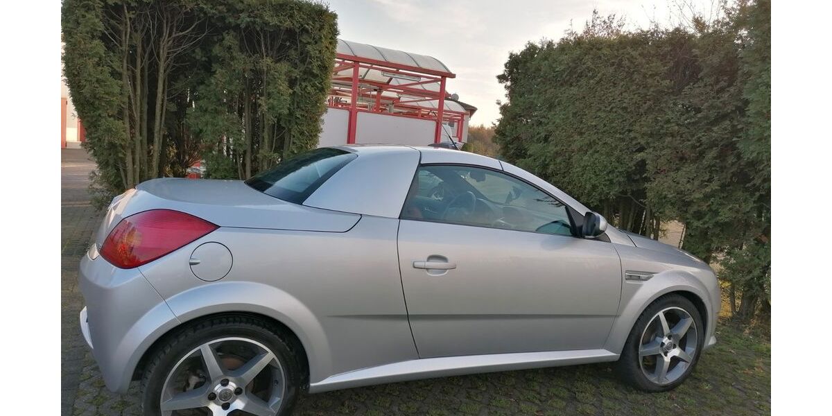Opel Tigra 99.013 km 4.990 &euro; Bochum 44805