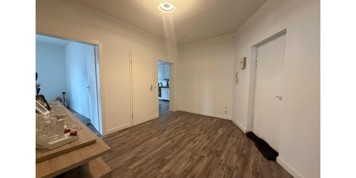 Etagenwohnung Oberhausen Alstaden - 2.5 Zimmer, 73 m&sup2;, 765&euro; | Angebot:25131196