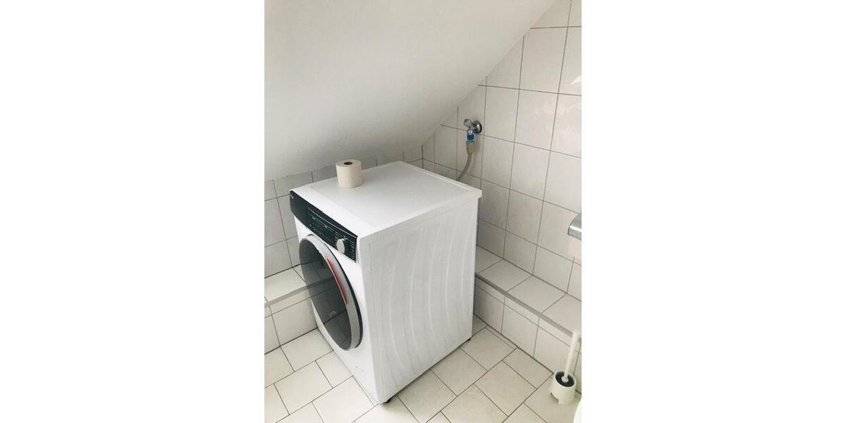 Dachgeschoßwohnung Gelsenkirchen Gelsenkirchen-Mitte - 1 Zimmer, 25 m&sup2;, 450&euro; | Angebot:25875972