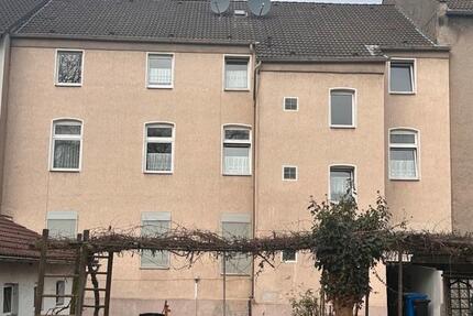 Haus Essen Stadtbezirk III - 36 Zimmer, 320 m&sup2;, 299.000&euro; | Angebot:25611964