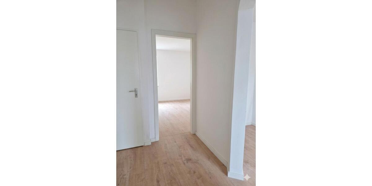 Dachgeschoßwohnung Bochum Bochum-Mitte - 3 Zimmer, 60 m&sup2;, 570&euro; | Angebot:26664657