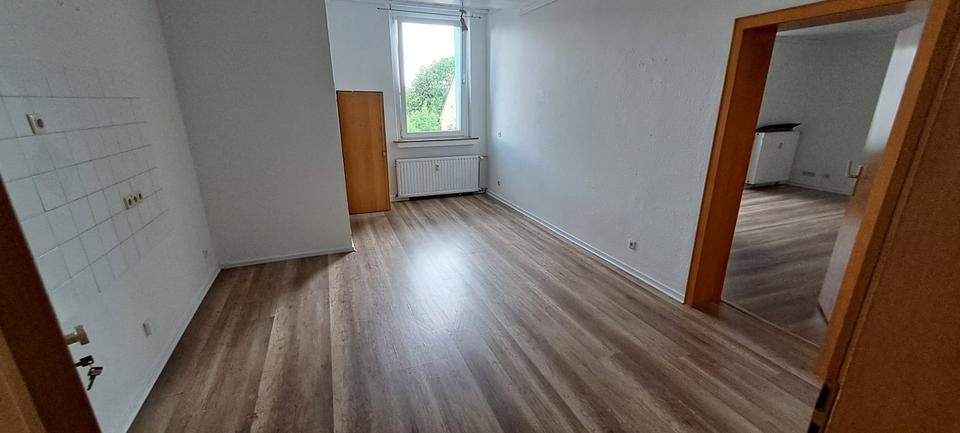 Etagenwohnung Recklinghausen Berghausen - 3 Zimmer, 75 m&sup2;, 450&euro; | Angebot:26414696