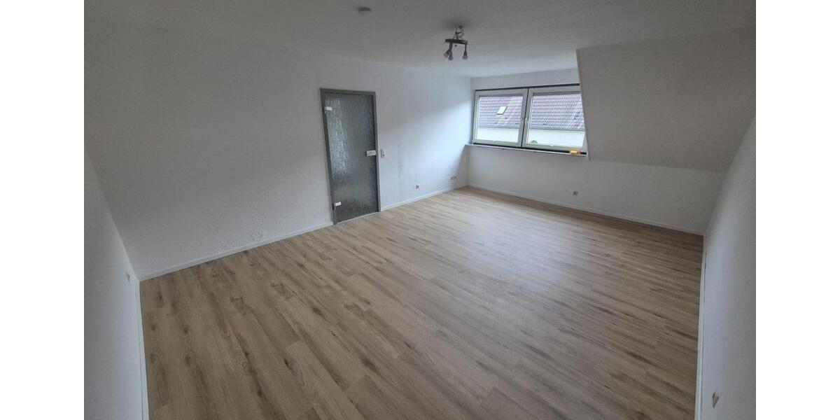 Dachgeschoßwohnung Dortmund Brackel - 3 Zimmer, 963&euro; | Angebot:25723644