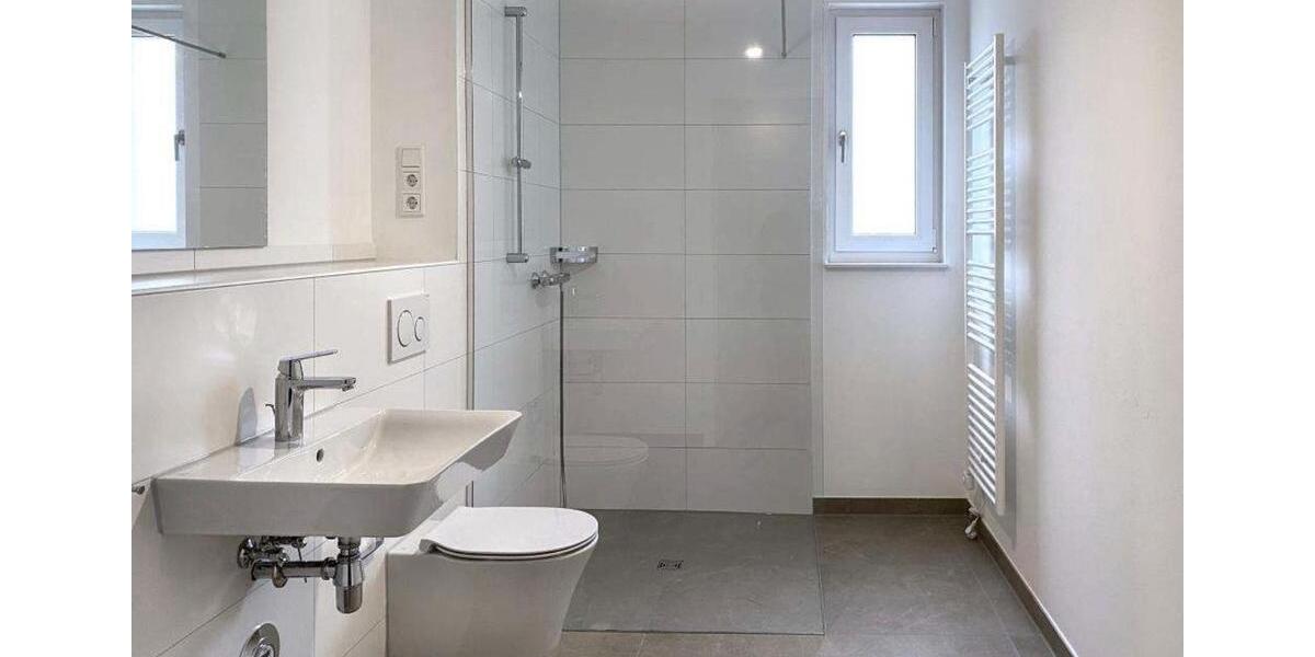 Erdgeschoßwohnung Essen Stadtkern - 2 Zimmer, 64 m&sup2;, 860&euro; | Angebot:25905922