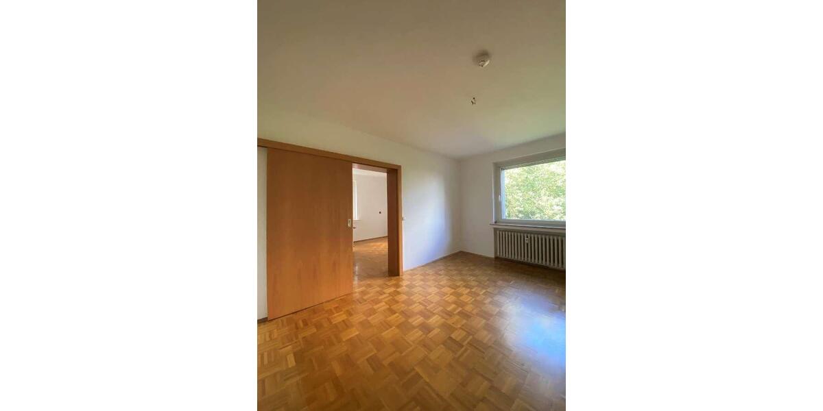 Etagenwohnung Essen Stadtbezirk IV - 3 Zimmer, 67 m&sup2;, 536&euro; | Angebot:25760116