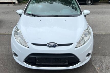 Ford Fiesta 149.000 km 2.200 &euro; Wuppertal 42283