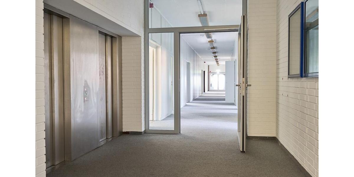 Gewerbeobjekt Heiligenhaus - 2&euro; | Angebot:23813794