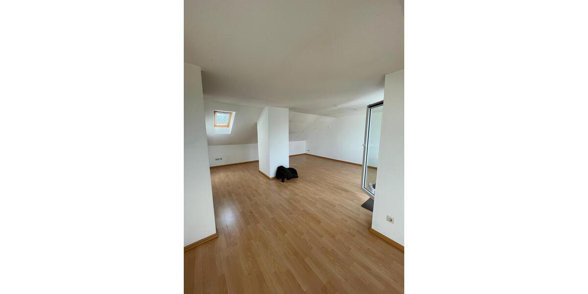 Dachgeschoßwohnung Dortmund Hombruch - 2 Zimmer, 64 m&sup2;, 780&euro; | Angebot:25930772