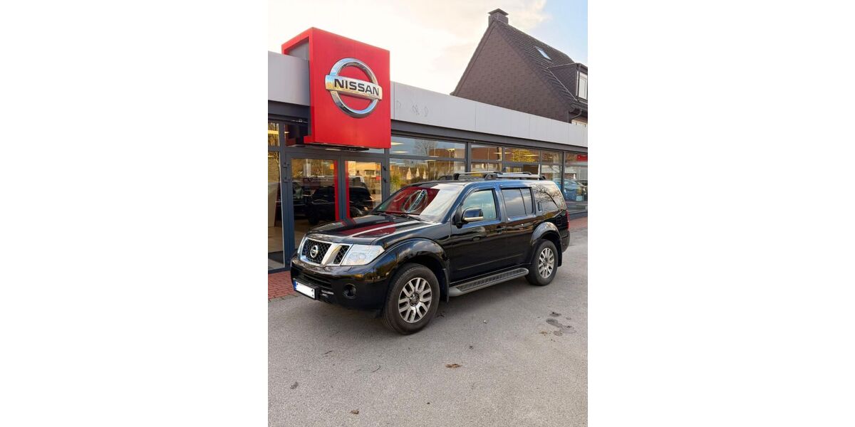 Nissan Pathfinder 250.000 km 10.999 &euro; Essen 45356