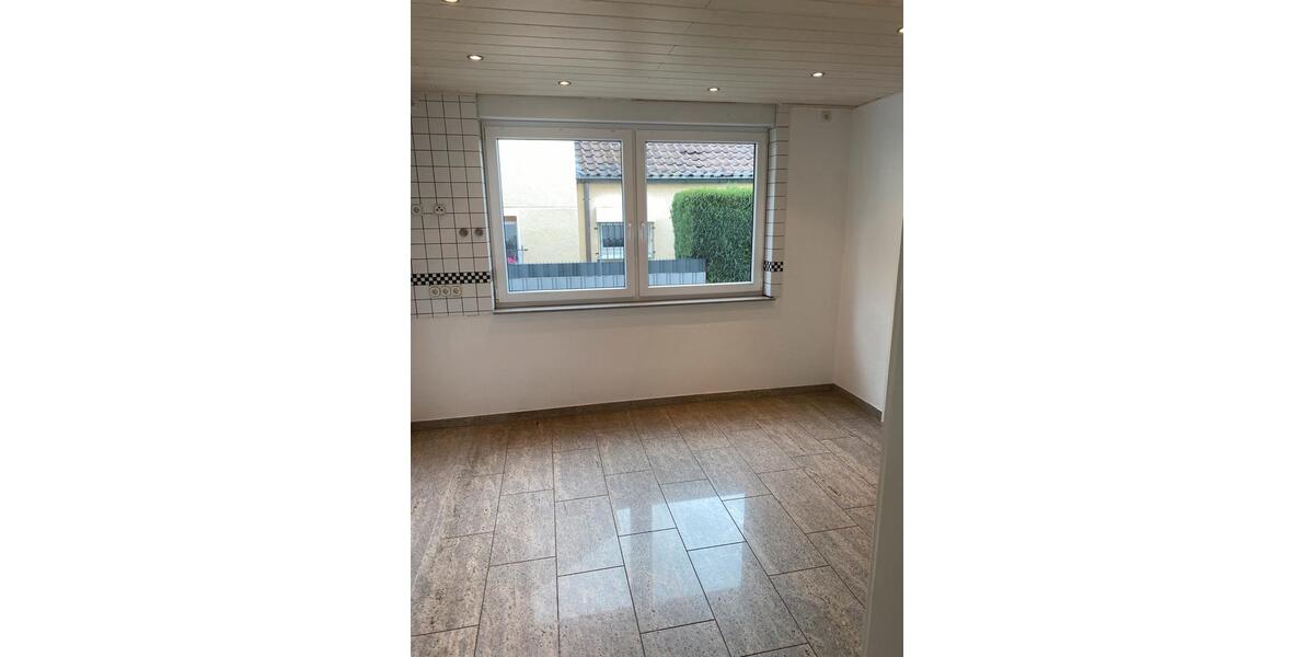 Erdgeschoßwohnung Dortmund Aplerbeck - 3 Zimmer, 100 m&sup2;, 1.200&euro; | Angebot:26428135